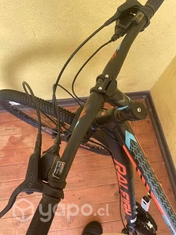 Bicicleta NUEVA Mountain bike Raleigh aro 29 negra - Imagen 4