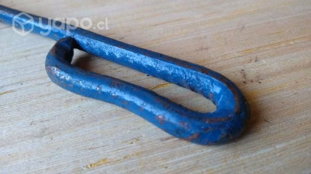 Antigua piesa de cobre y fierro para soldar.adorno