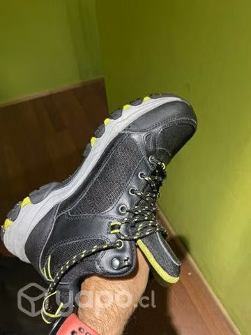Skechers autdoor goretex