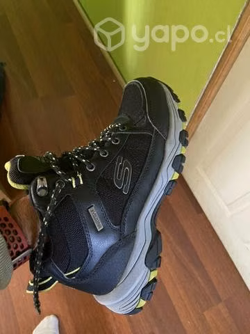 Skechers autdoor goretex