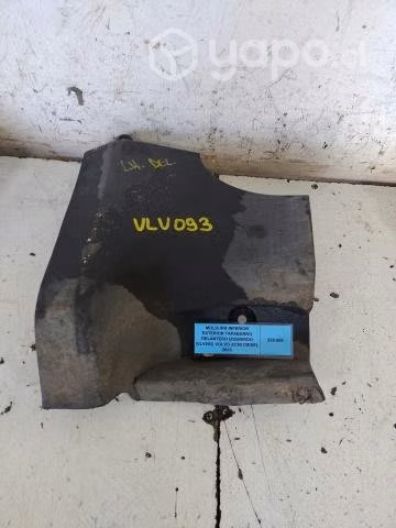 Moldura Inferior Exter Tapabarro Del Izq (VLV093)