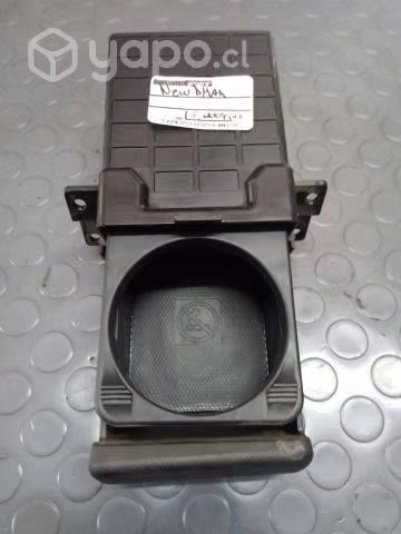 Posa vaso tablero Chevrolet New Dmax 2017