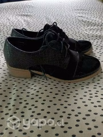 Zapatos tipo oxford N°37 horma pequeña - Imagen 4