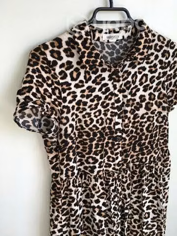 Vestido University talla S sin uso - Imagen 3