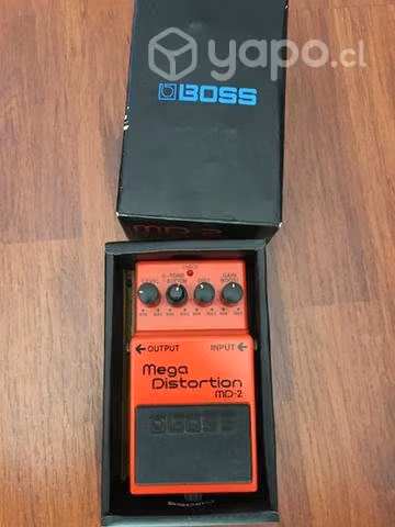 Pedal guitarra Megadistortion