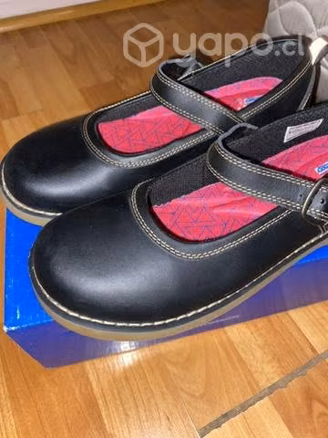Zapatos de colegio - Imagen 1