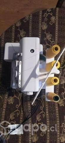 Máquina Overlook Janome 8002D - Imagen 5