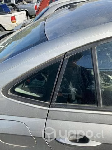 Pequeños vidrios traseros - volkswagen virtus 2018 - Imagen 2