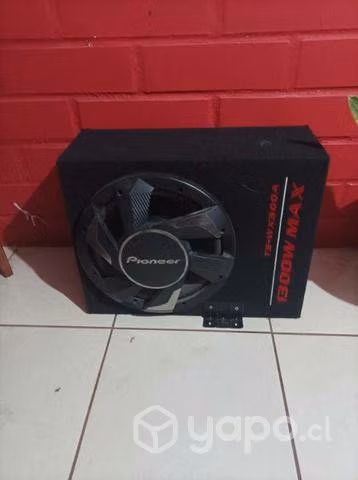 Subwoofer Pioneer 1300w Amplificado Ts-wx300a