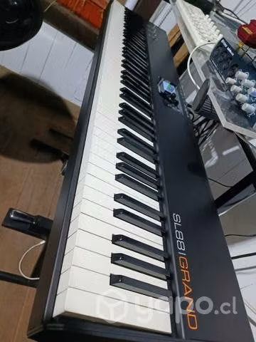Controlador Studiologic SL88 Grand