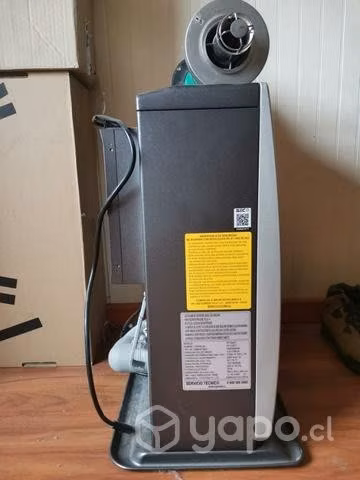 Estufa Toyotomi Kerosene Tiro Forzado kW FF-V30