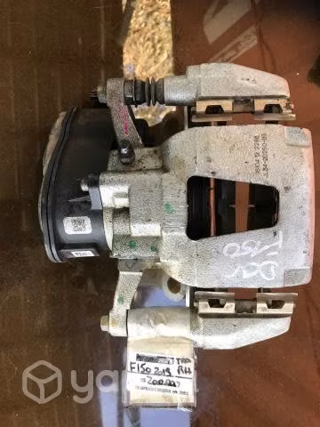 Caliper trasero derecho Ford F