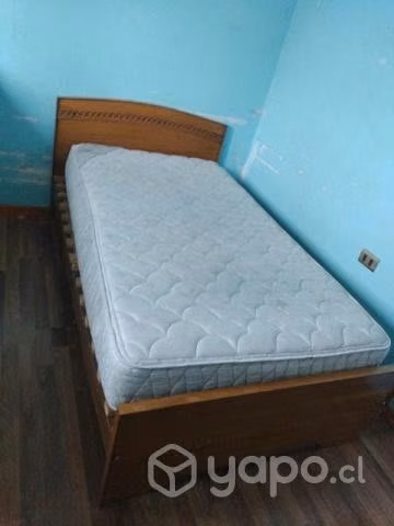 Cama con colchón
