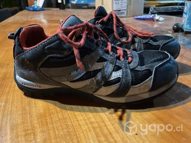 Zapatilla Columbia niño talla 37