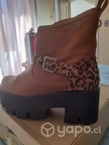 Botines hush puppies ,2 uso
