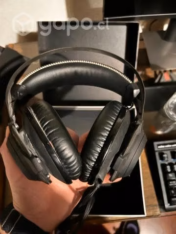 Audifonos Gamer HyperX Revolver