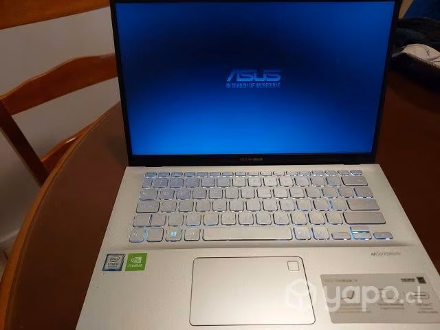 ASUS vivo book 14 512gb ssd 8 ram I5 8Gn