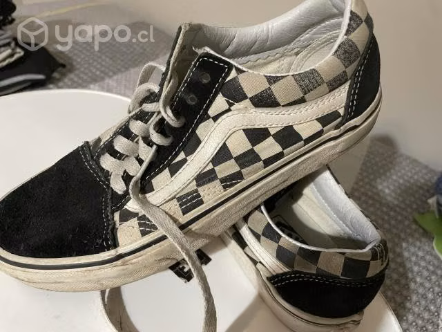 4 Par de Zapatillas