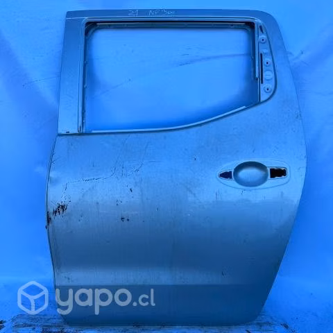 Puerta trasera izquierda Nissan NP300 2019