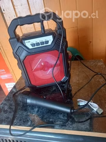 Parlante con microfono bluetooth