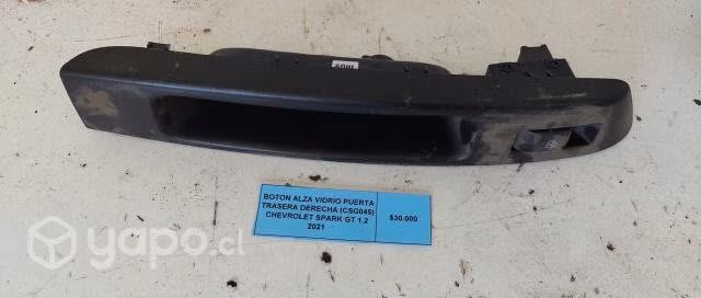 Boton Alza Vidrio Puerta Trasera Derecha (CSG045)