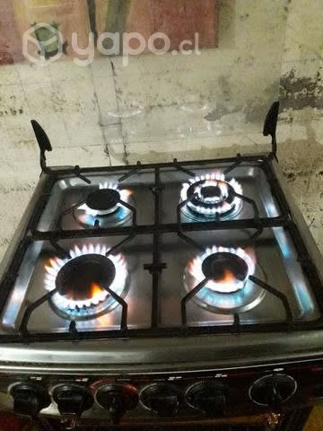 Cocina fensa 4 platos muy buen estado