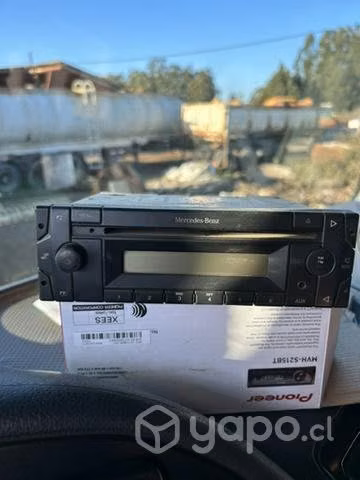 Radio musical Mercedes Benz