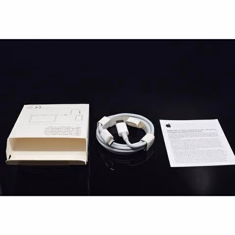 Combo Base De Carga 20w + Cable Lightning a USB-C