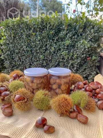 Castañas en almibar