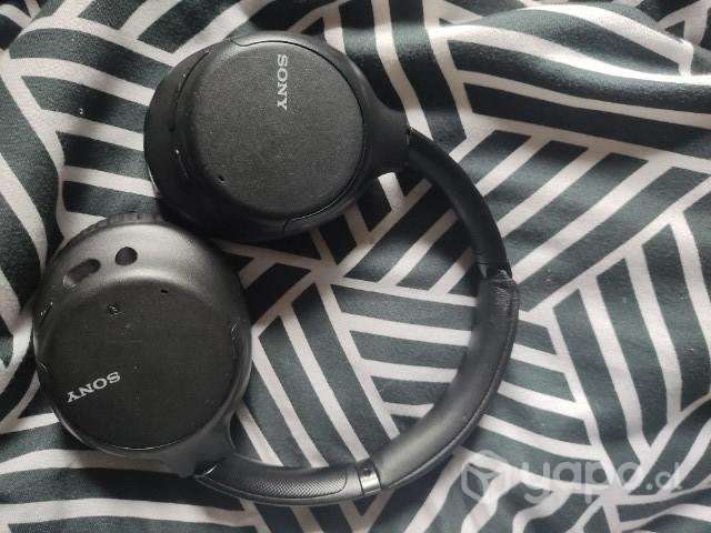 Audífonos Bluetooth Sony ch710n - Imagen 2