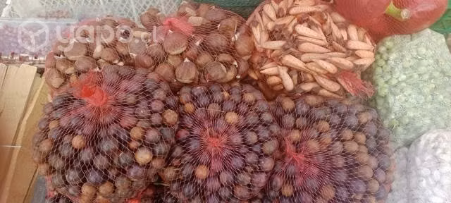 Murtas ,avellanas ,castañas