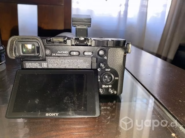 O permuto SONY ALPHA 6000 con dos lentes