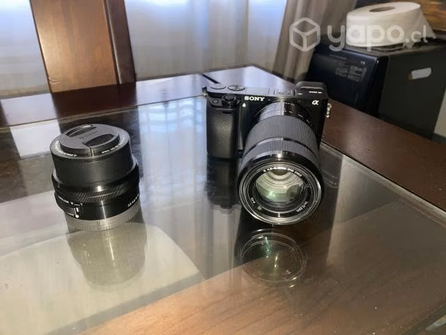 O permuto SONY ALPHA 6000 con dos lentes