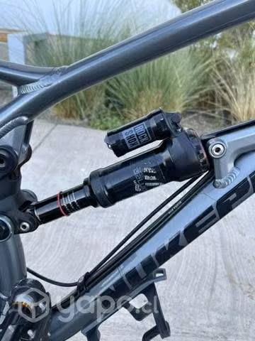 Nukeproof talla M 2020