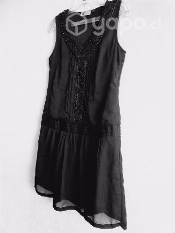 Vestido negro, hecho en India, brillos. S