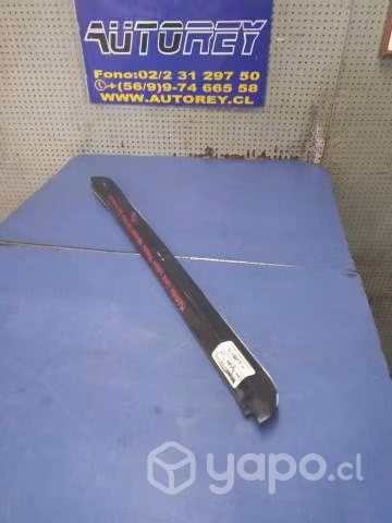 Lamevidrio tras izq chv Dmax 2012