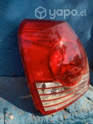Foco trasero izq Hyundai Elantra 2004-2006 - Imagen 3