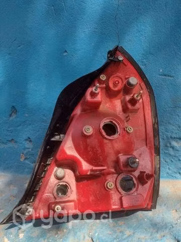 Foco trasero izq Hyundai Elantra 2004-2006 - Imagen 6