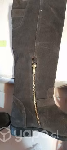 Botines de gamuza cafe