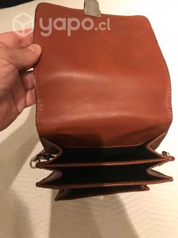 Bolso morral cuero