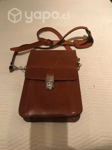 Bolso morral cuero
