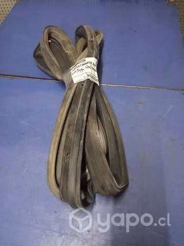 Goma contorno puerta del izq chv Dmax