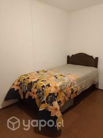 Cama excelente madera