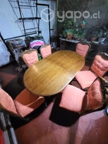 Comedor con 6 sillas tipo sitiales