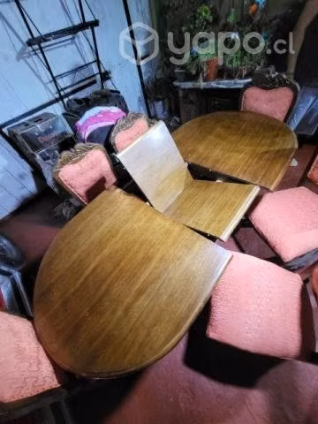 Comedor con 6 sillas tipo sitiales