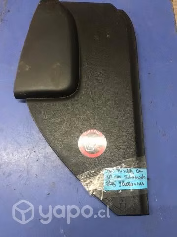 Tapa fusible derecha tablero Chevrolet Silverado L