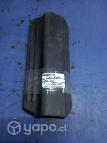 Cubre zocalo tras izq chv Dmax