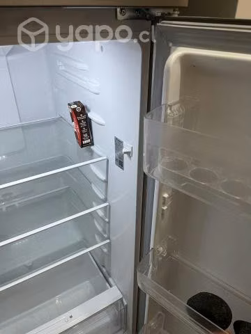 Excelente refrigerador Mademsa