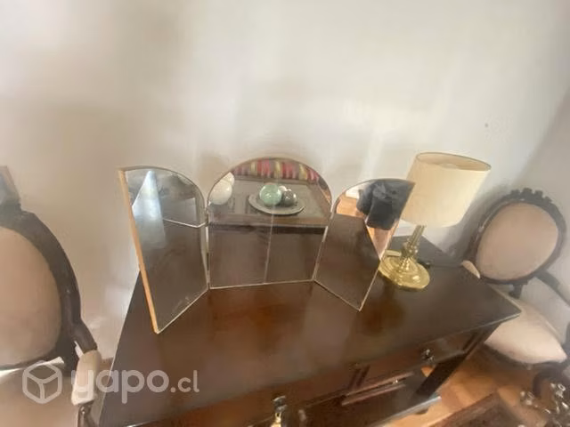 Espejo de tres cuerpos
