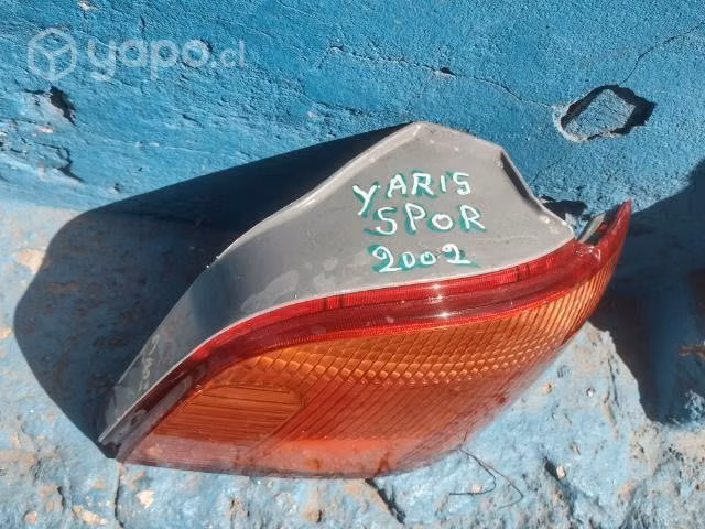 Foco trasero der Toyota Yaris Sport 2000-2003